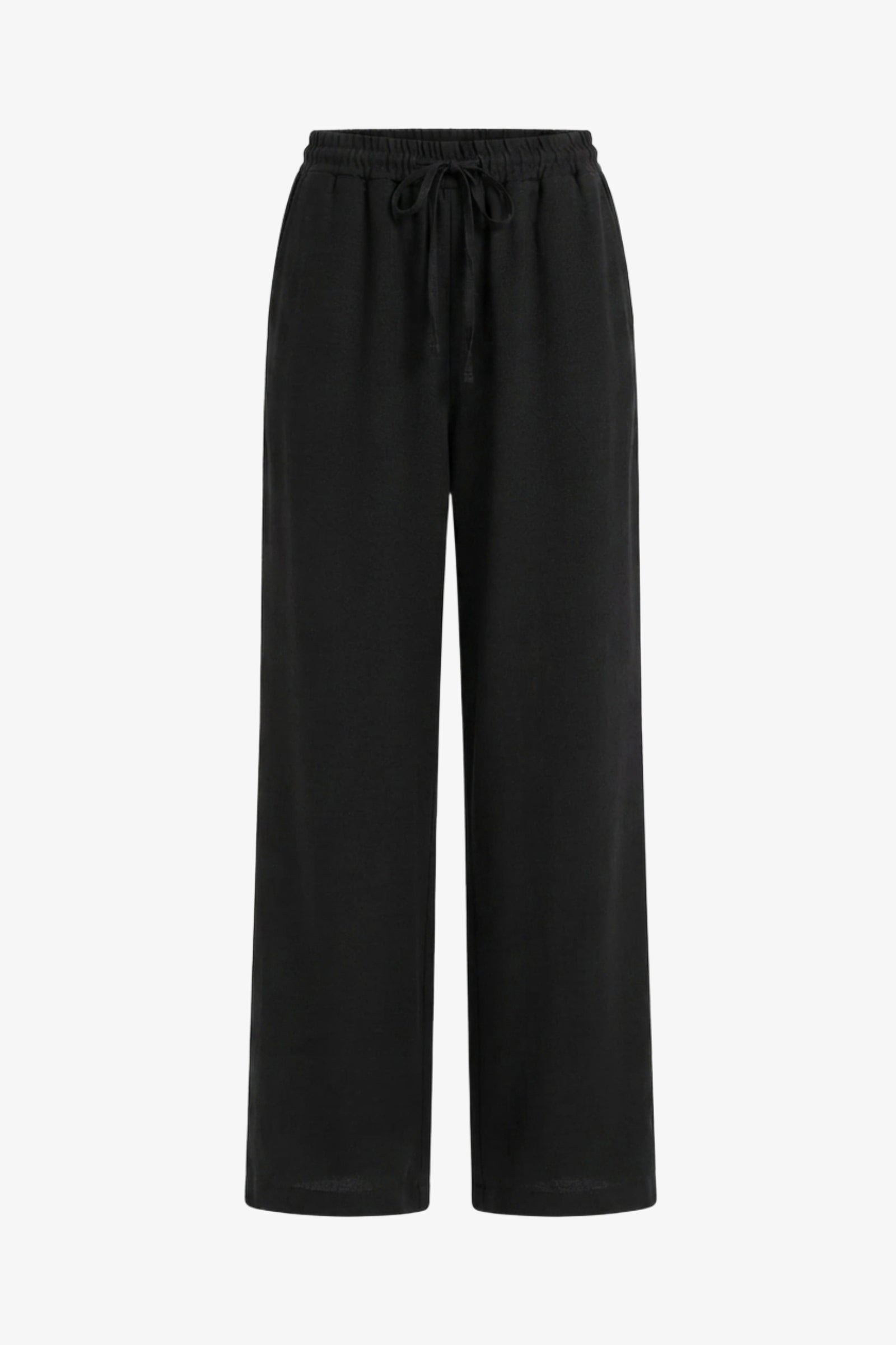 Relaxed Set with Pockets