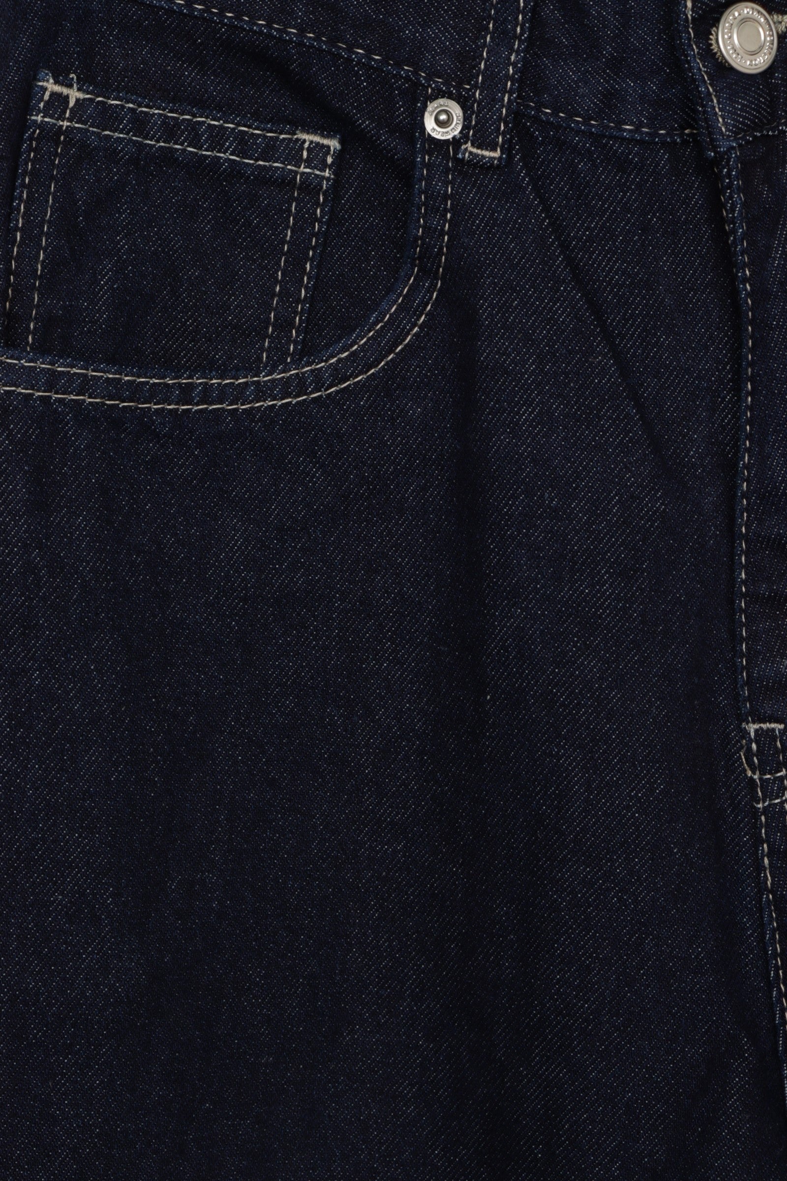 Curved-Barrel Denim Pants