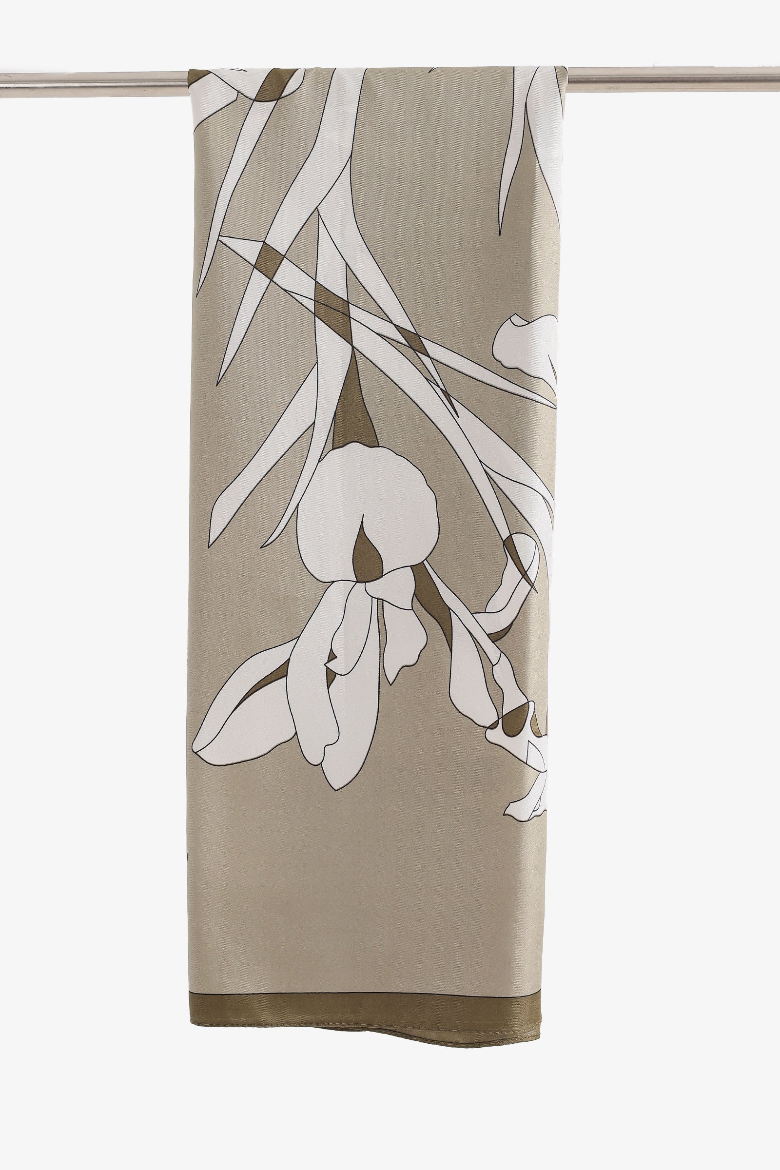 Graphic Floral Print Scarf