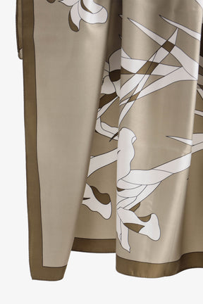 Graphic Floral Print Scarf