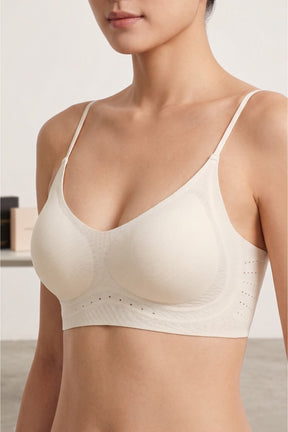 Seamless Spaghetti-Strap Bra