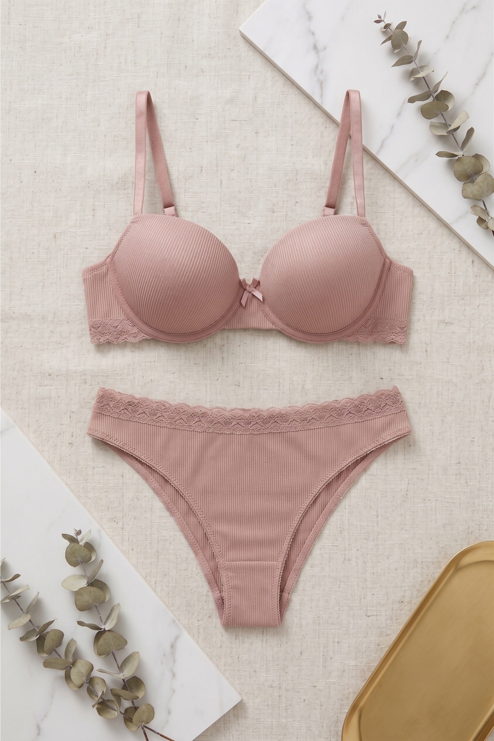 Lace Detailed Ribbed Set