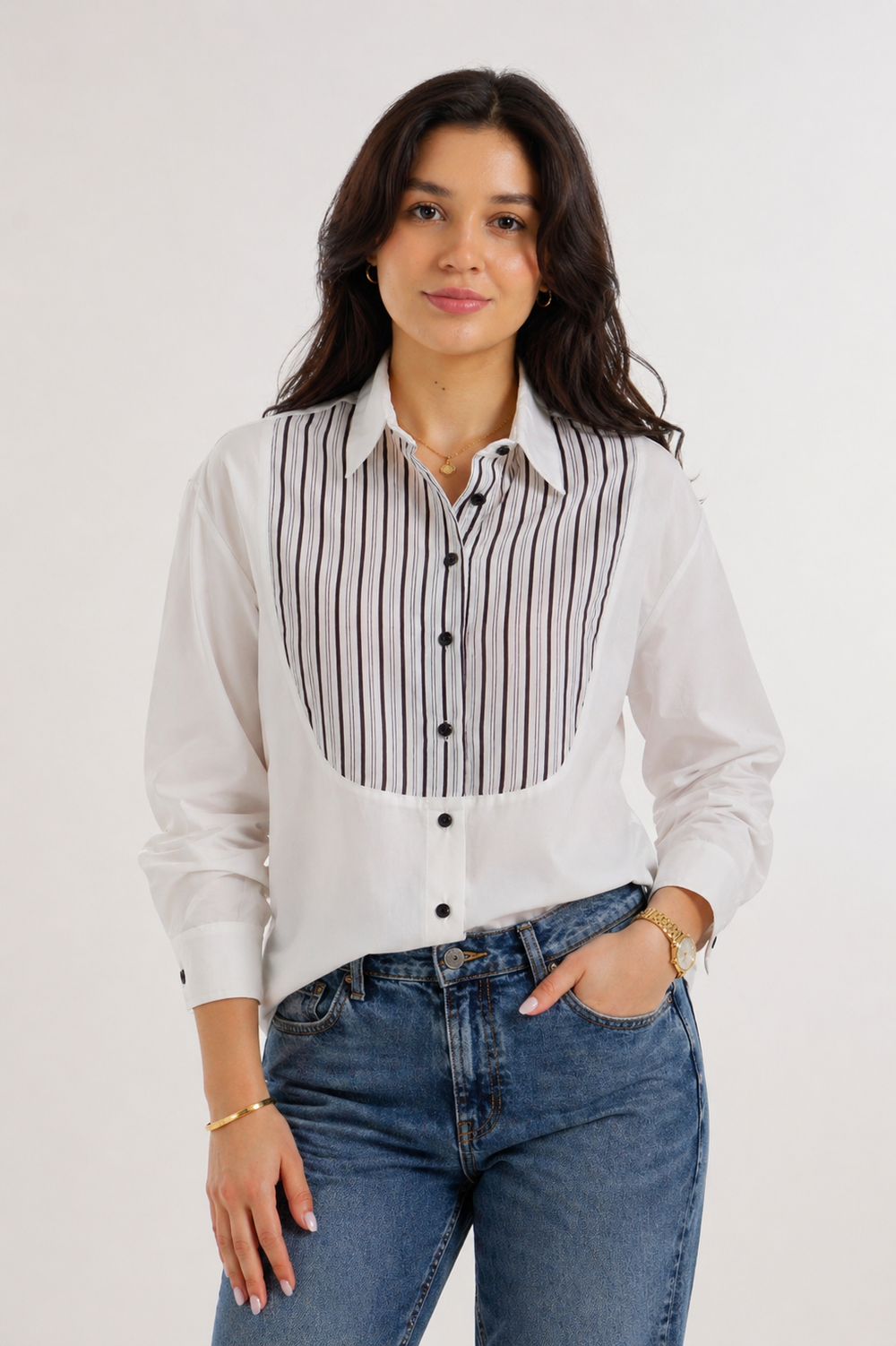 قميص مخطط بفاصيل أمامية متباينة