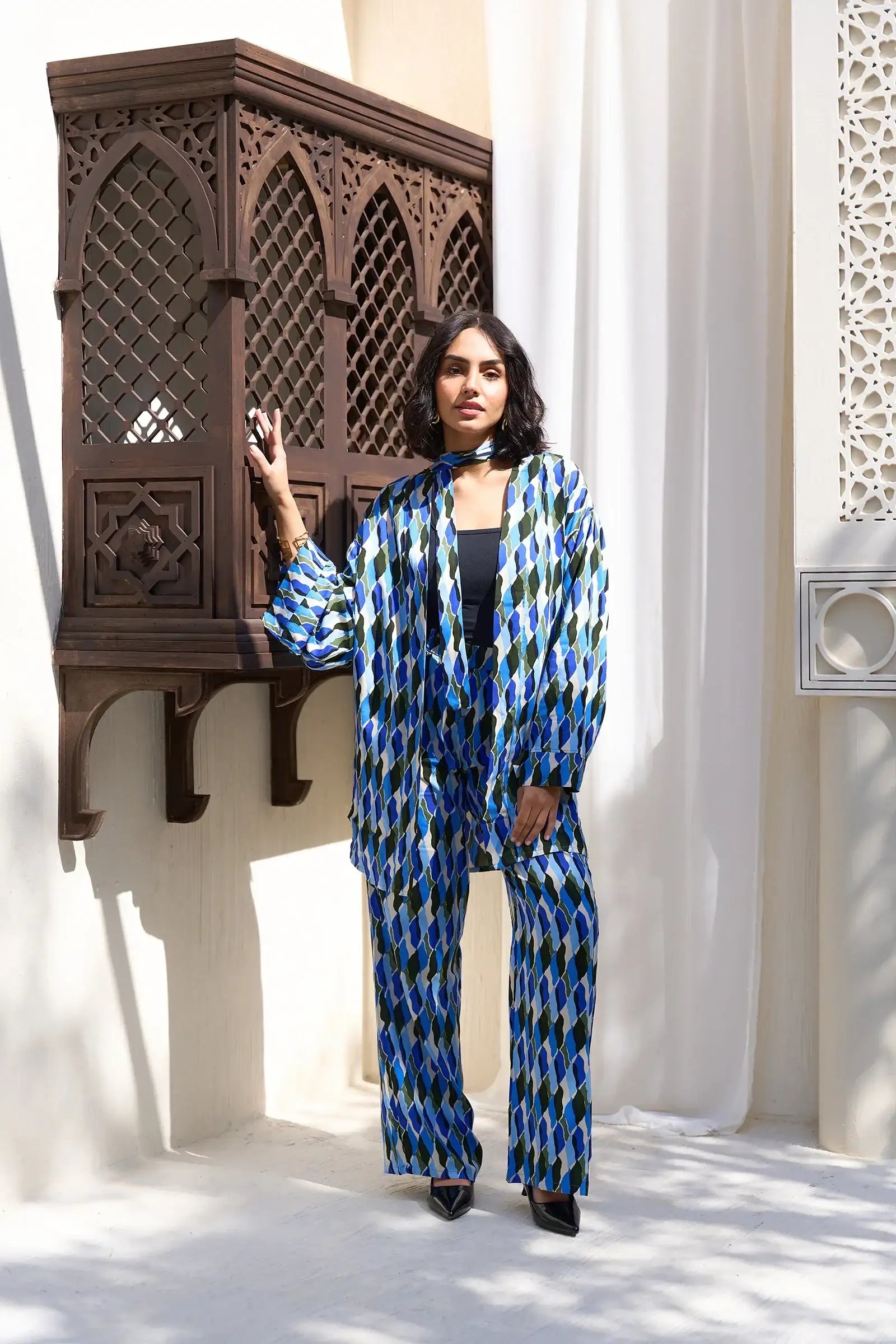 كيمونو واسع منقوش ملون