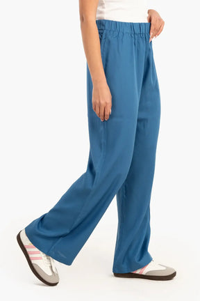 Comfy Straight Cut Pants