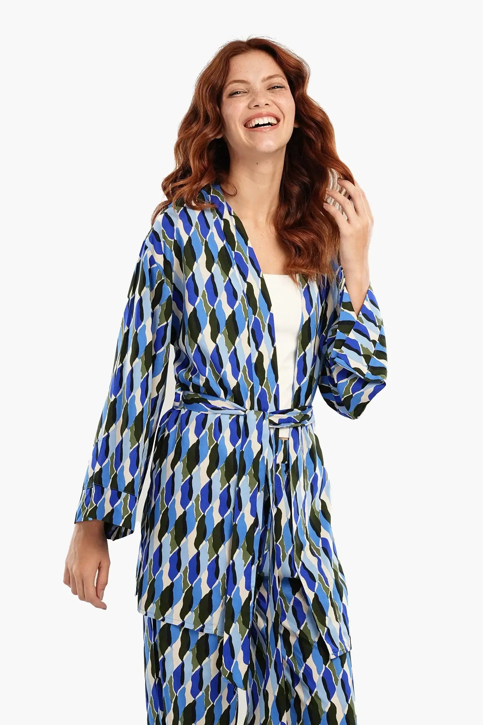 كيمونو واسع منقوش ملون