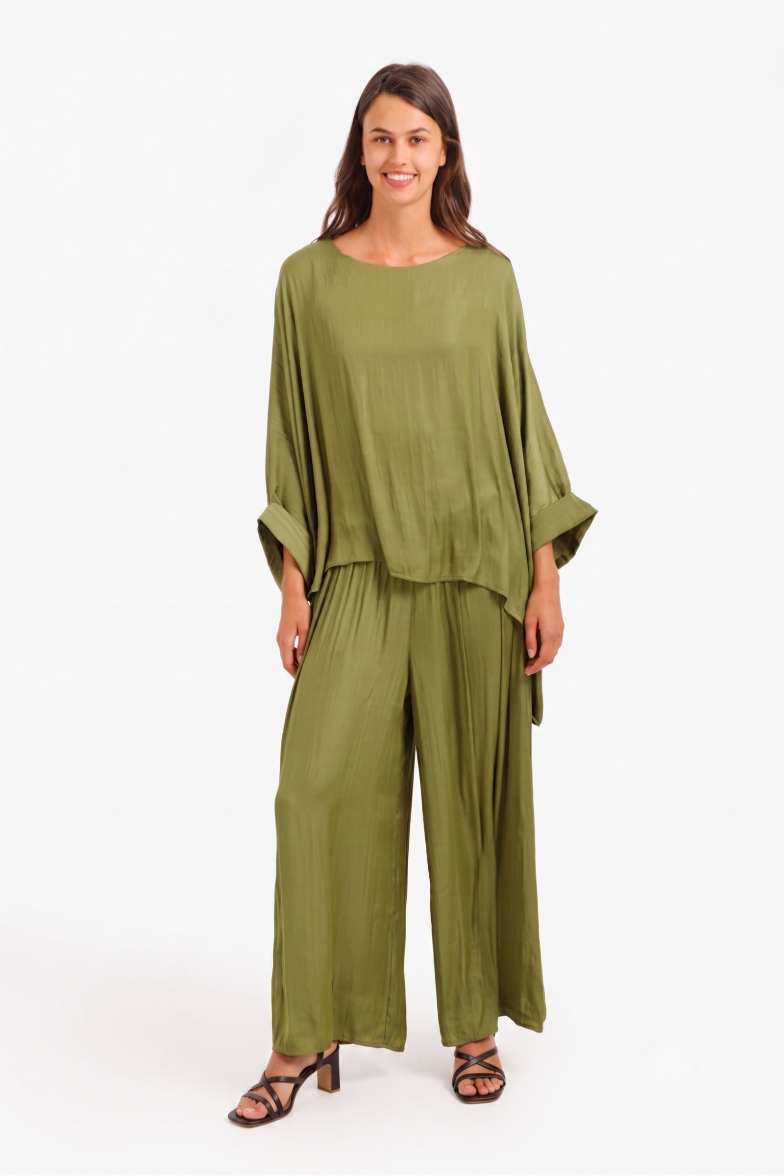 Flowy Batwing Poncho