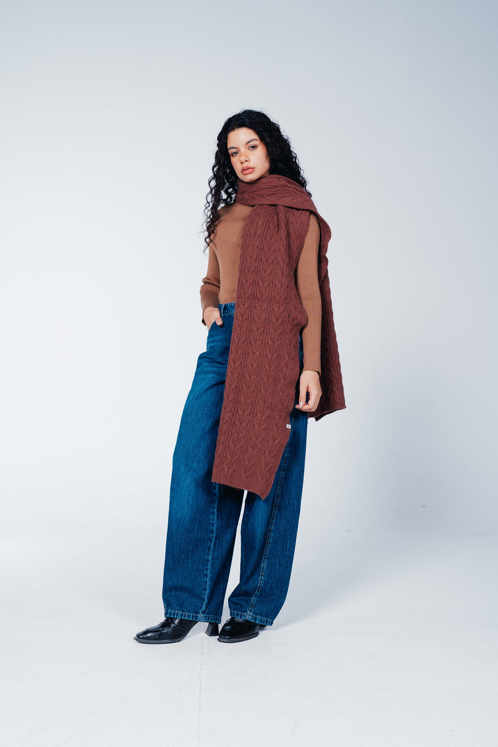 Vertical Cable-Knit Scarf