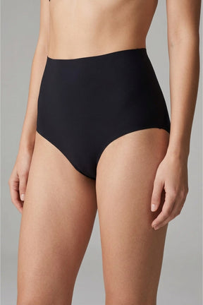 Seamless Thong Panty