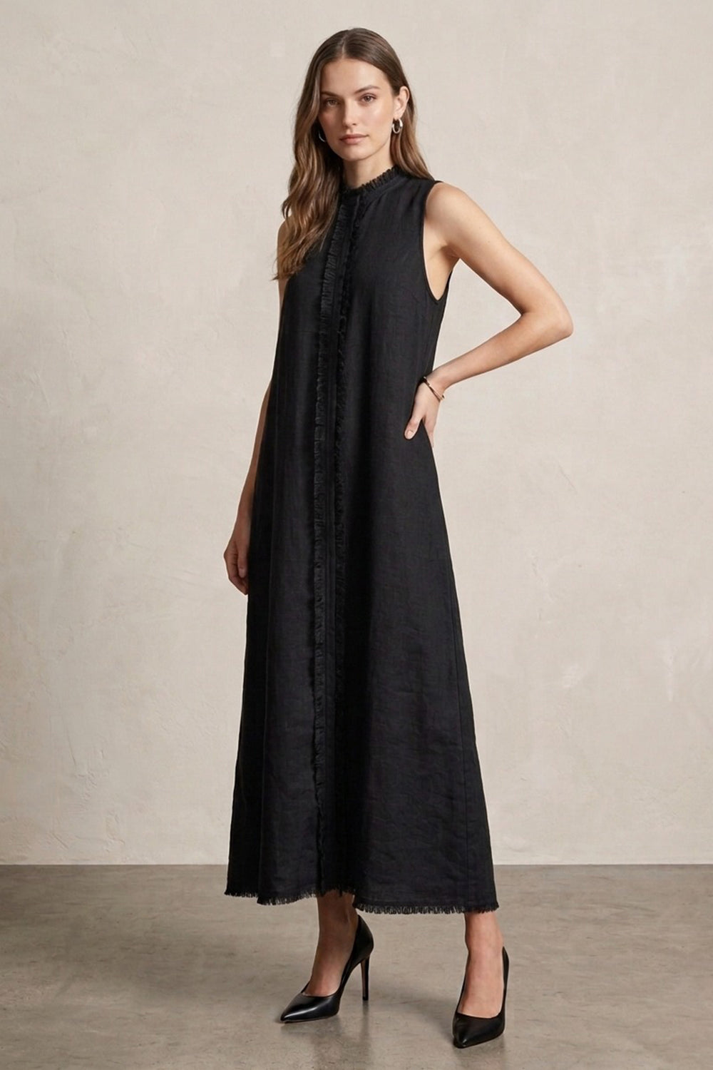 فستان لاونج بحواف واسعة