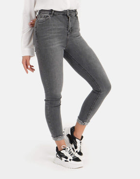 High Rise Skinny Jeans - Carina - كارينا
