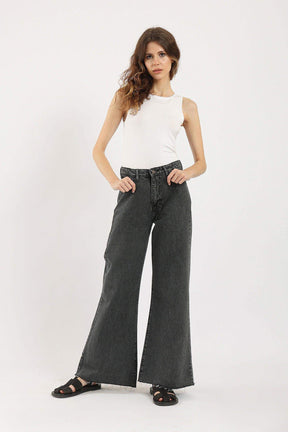 Sleeveless Crew Neck Top - Carina - كارينا